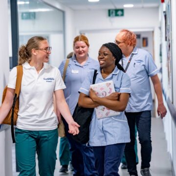 Students walking through the Nightingale Building